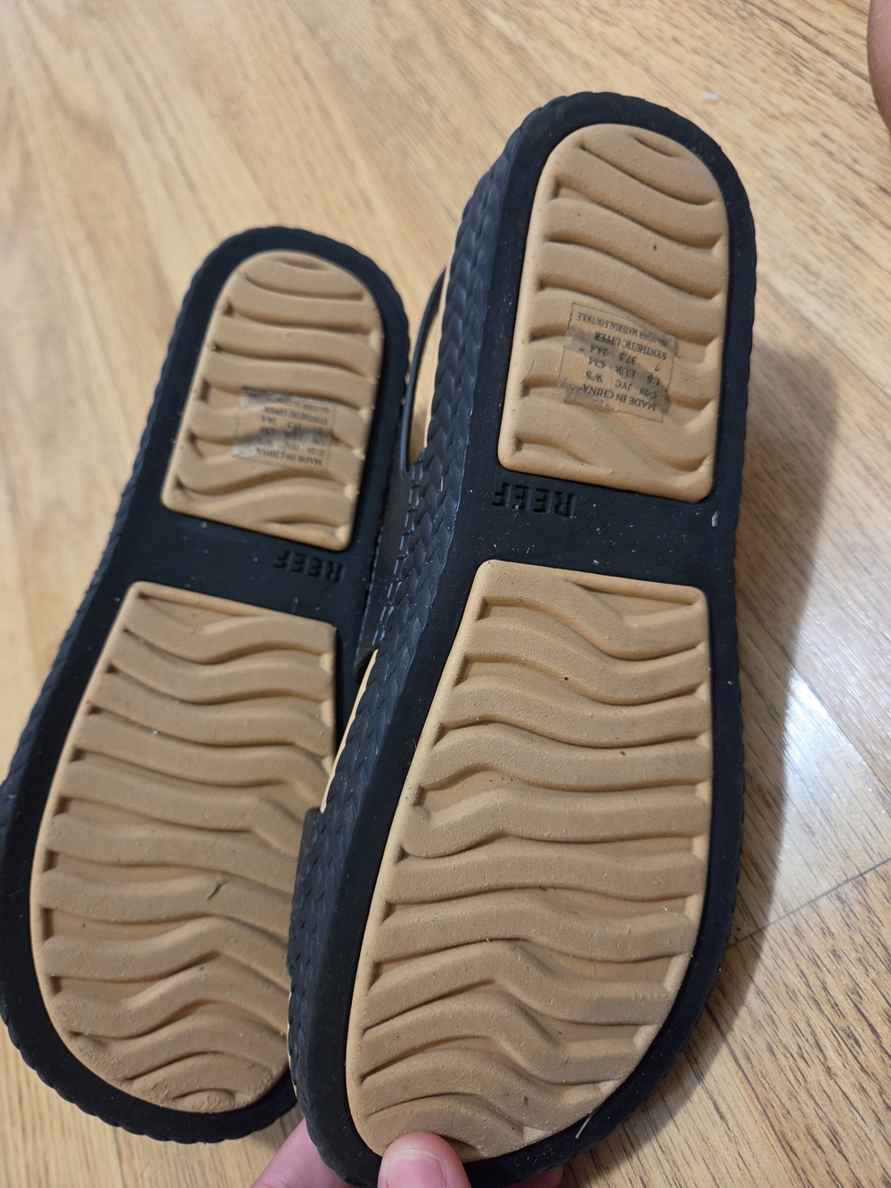 Reef Water Vista Sandal Size 7 - Picture 2 of 2